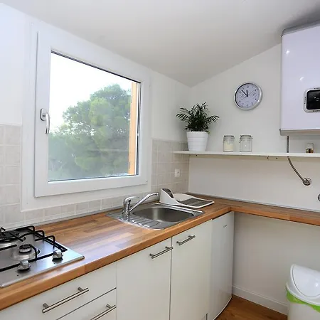 Apartment Mobile House Alka Murter